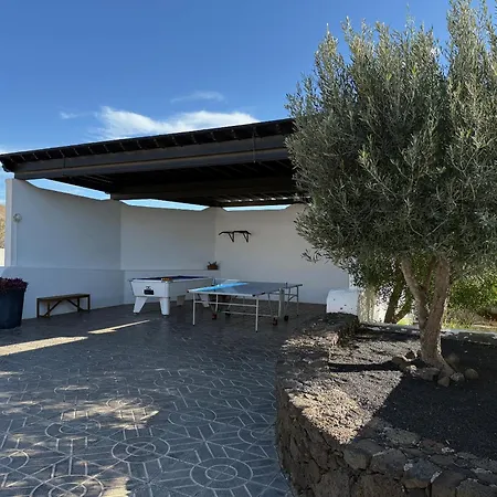 Dora Bella Lanzarote Villa *