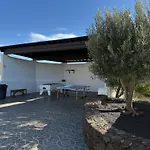 Dora Bella Lanzarote Βίλα *