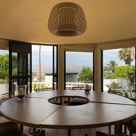 Dora Bella Lanzarote *